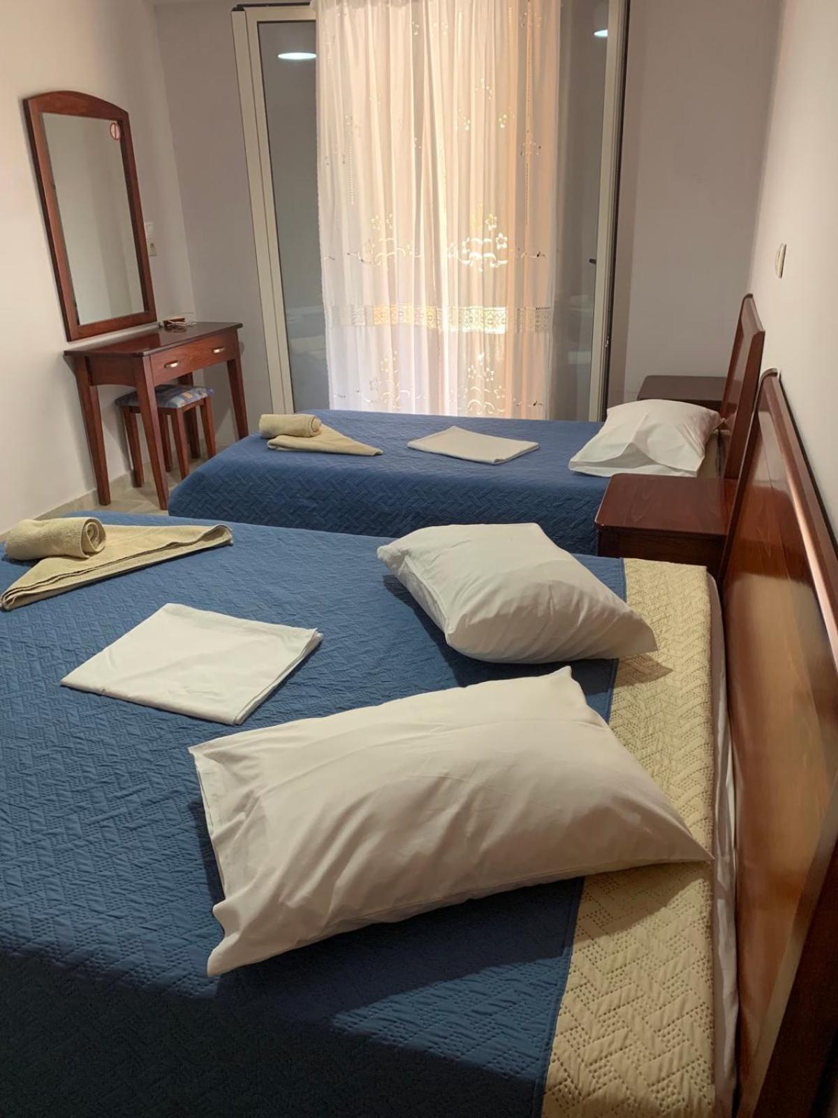 Domenica House Apartamento Kondaraina Exterior foto