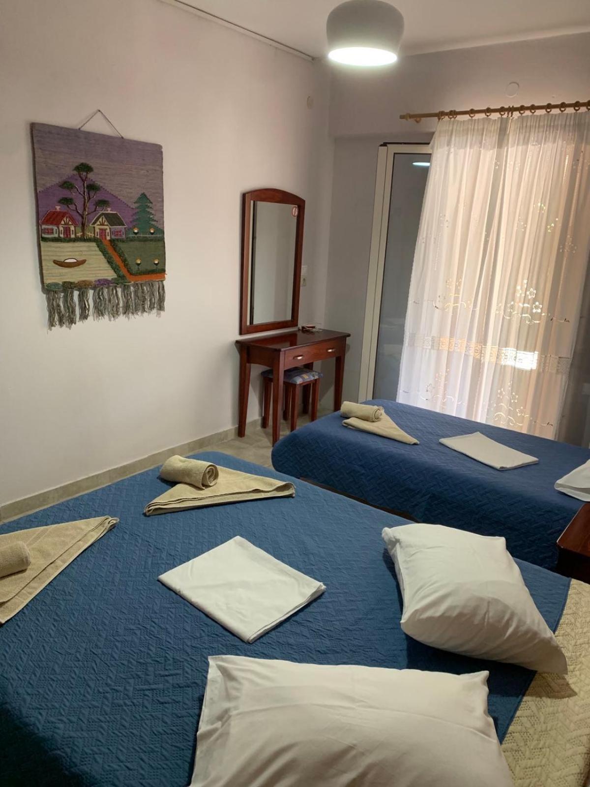 Domenica House Apartamento Kondaraina Exterior foto